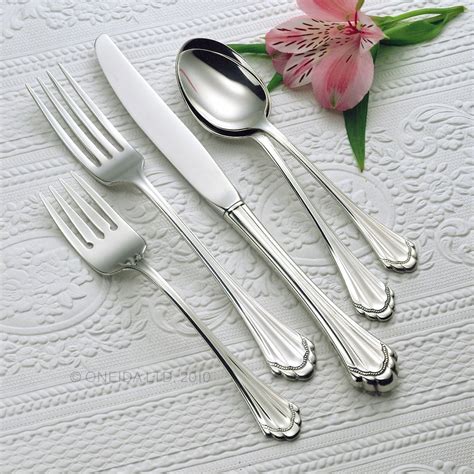 It does not disappoint and will be enjoyed for a long time. . Stainless steel oneida silverware